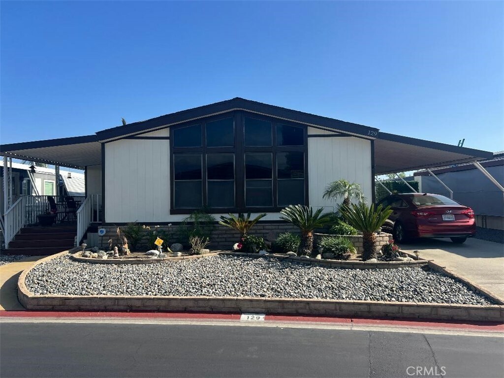 Property Photo: 1456 E Philadelphia 129 CA 91761