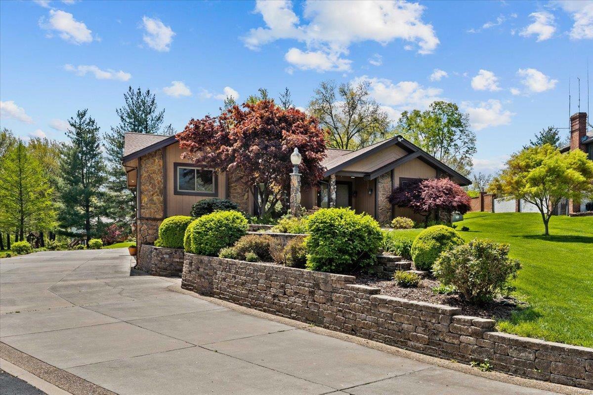 21 Number Three Green Drive  St Charles MO 63303 photo