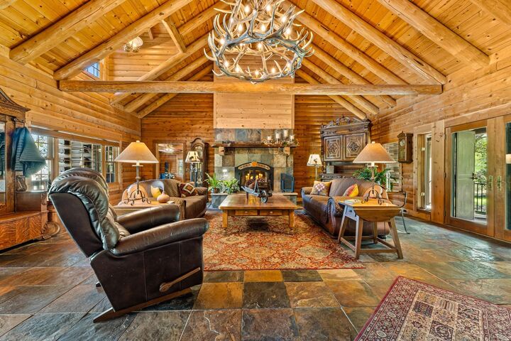Property Photo: 12735 Davis Lane CA 95959