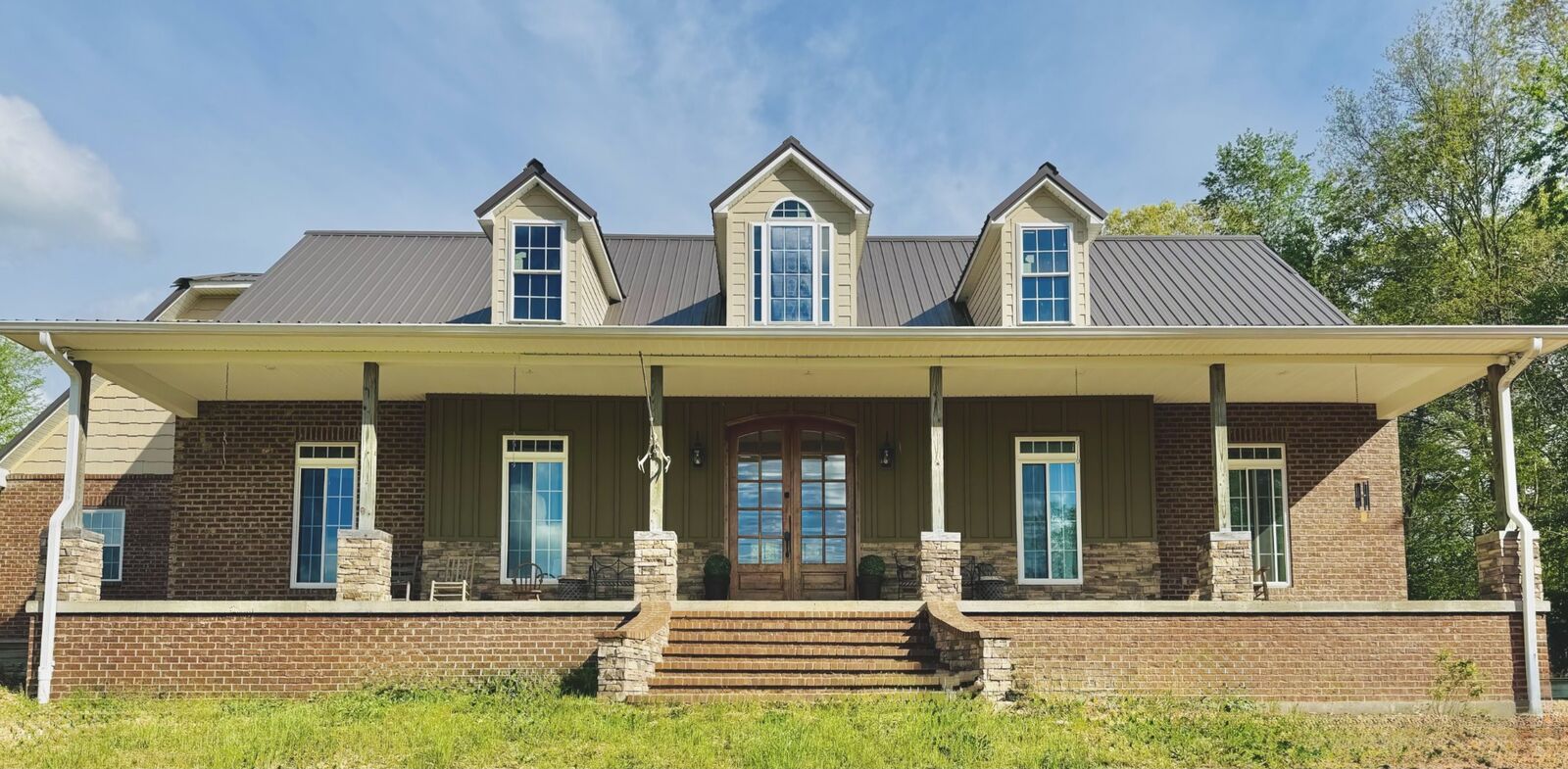 Property Photo: 703 Gaither Hinson Rd TN 38485