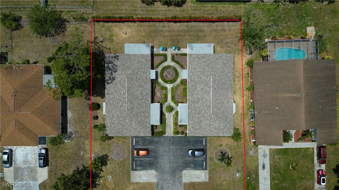 Property Photo: 918 SE 24th Avenue A FL 33990