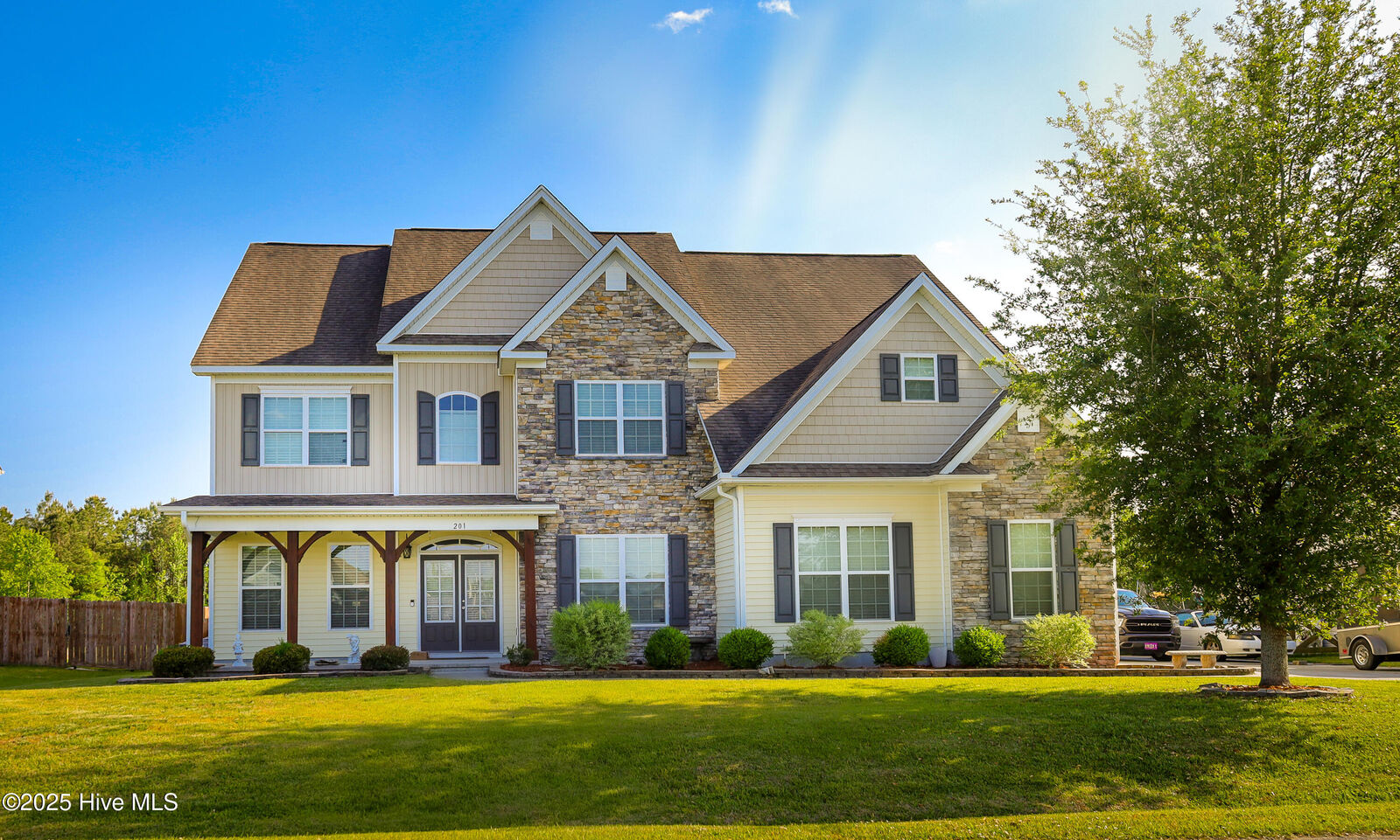 Property Photo:  201 River Winding Road  NC 28540 