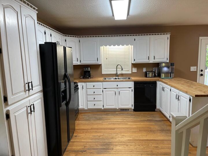 Property Photo: 542 Sharp Top Circle GA 30512