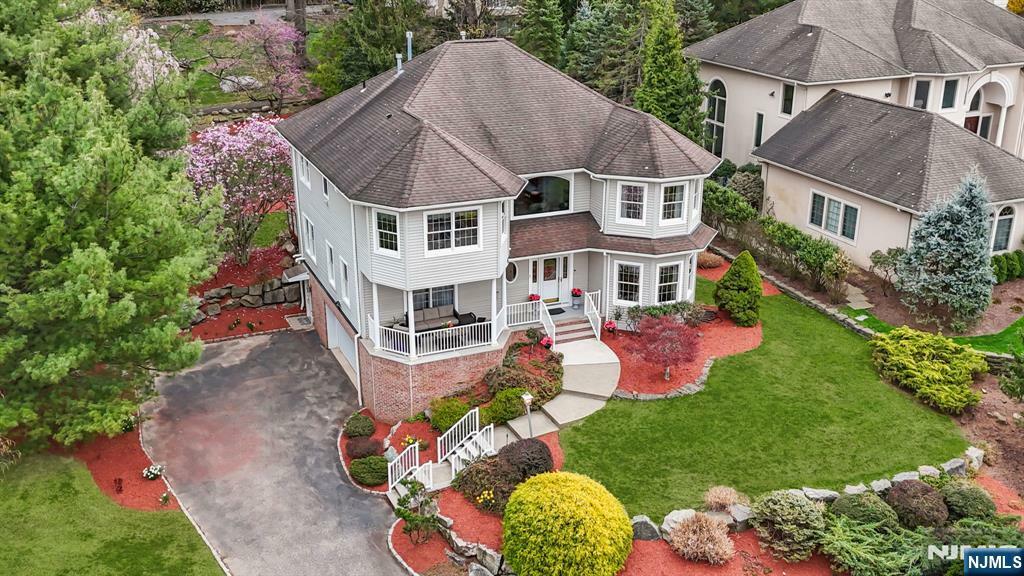 Property Photo: 1 Greenbriar Road NJ 07424