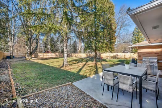 Property Photo: 3790 Stoney Ridge Road OH 44011