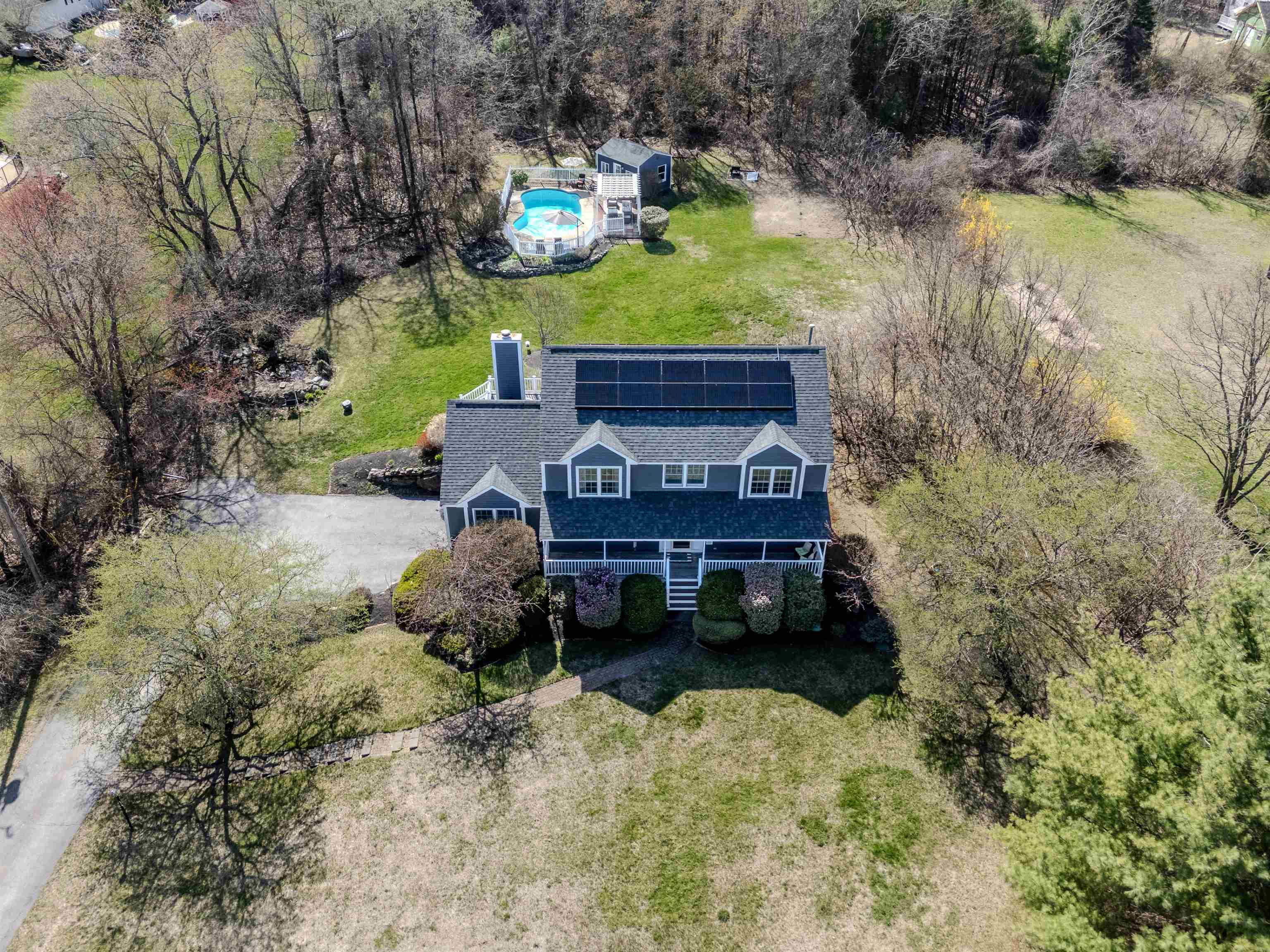 Property Photo: 85 High Range Road NH 03053
