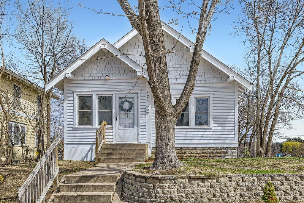 Property Photo: 4653 Columbus Avenue MN 55407