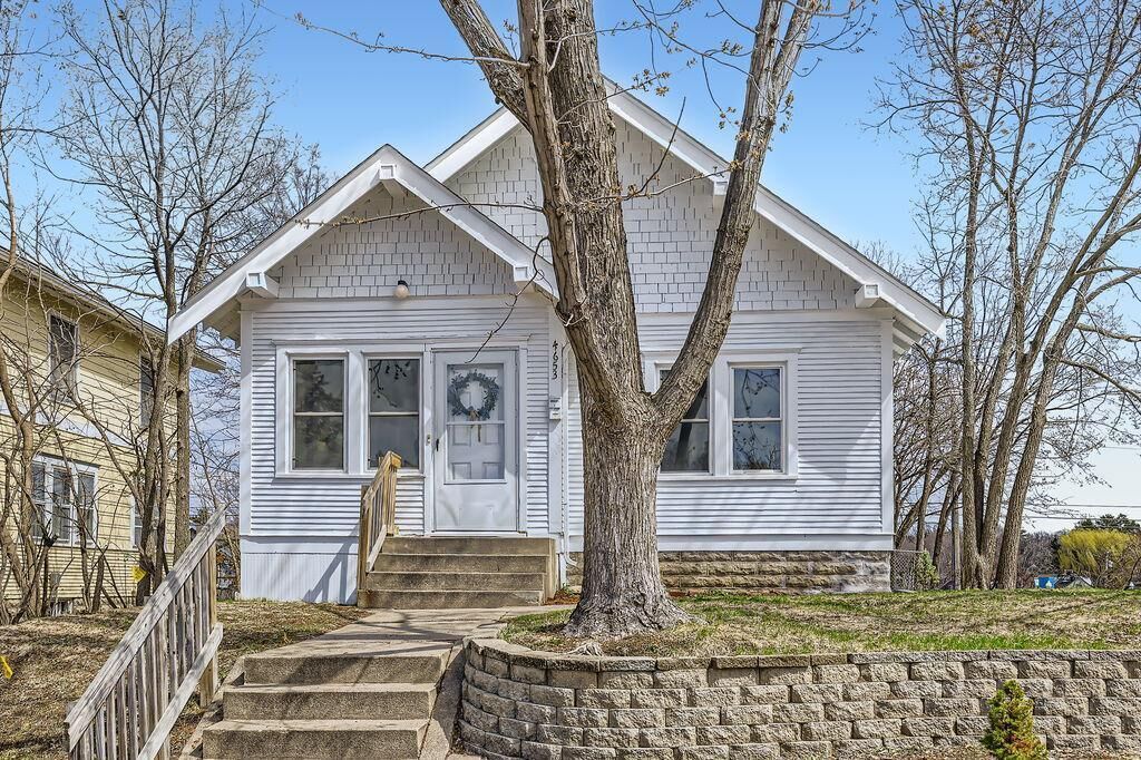 Property Photo:  4653 Columbus Avenue  MN 55407 