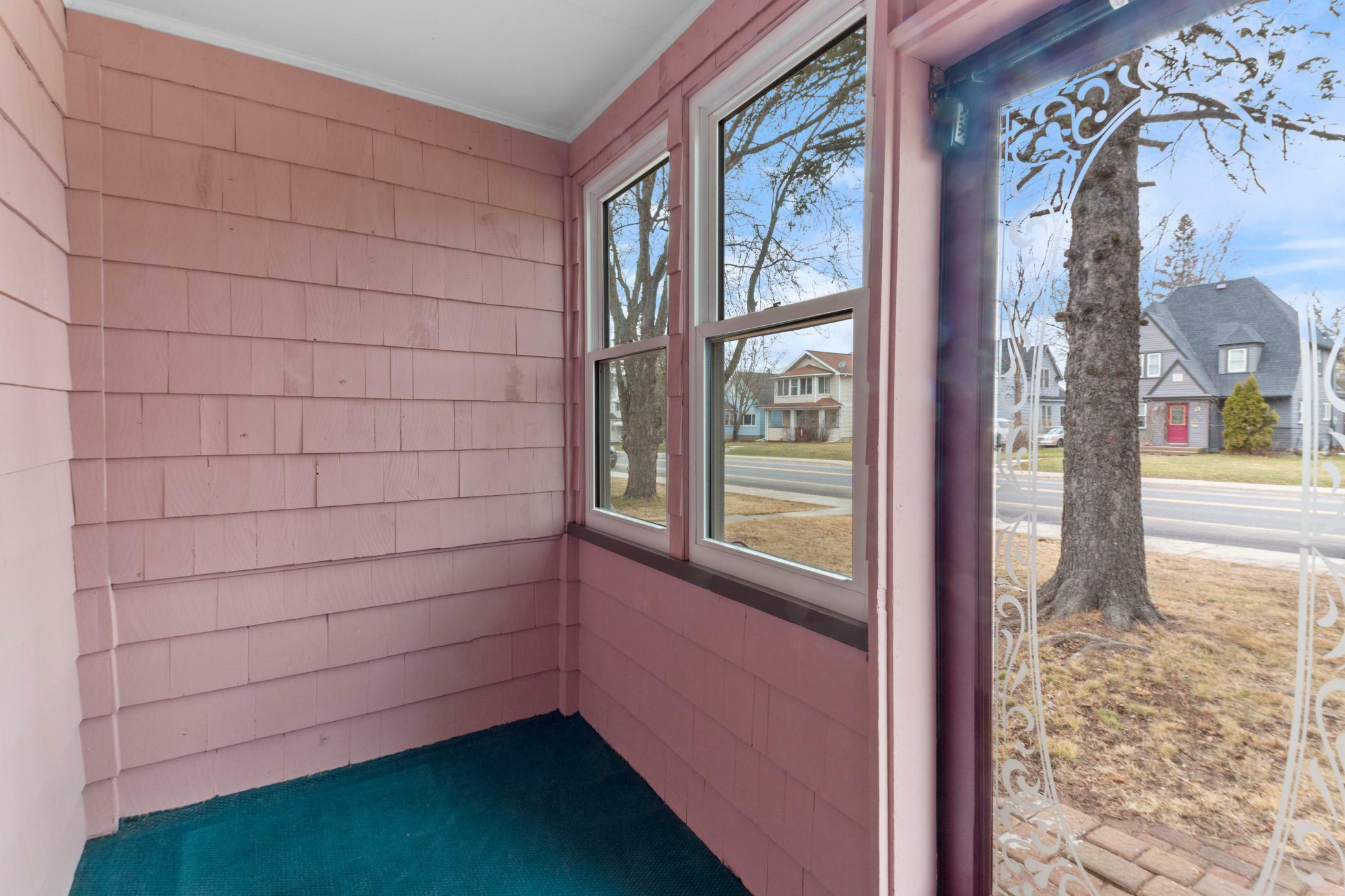 Property Photo: 610 Jones Street MN 55734