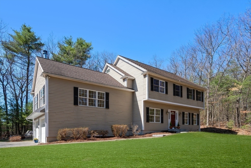 Property Photo: 22 Wedgewood Rd MA 01775