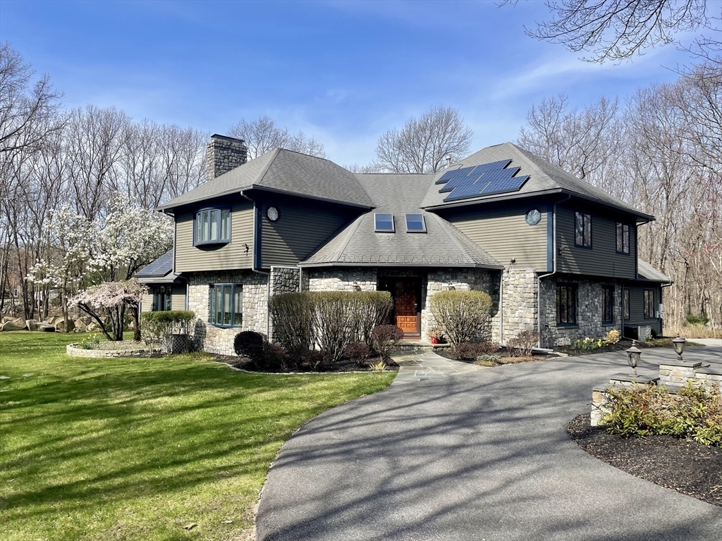 Property Photo: 20 Kings Rd MA 02067