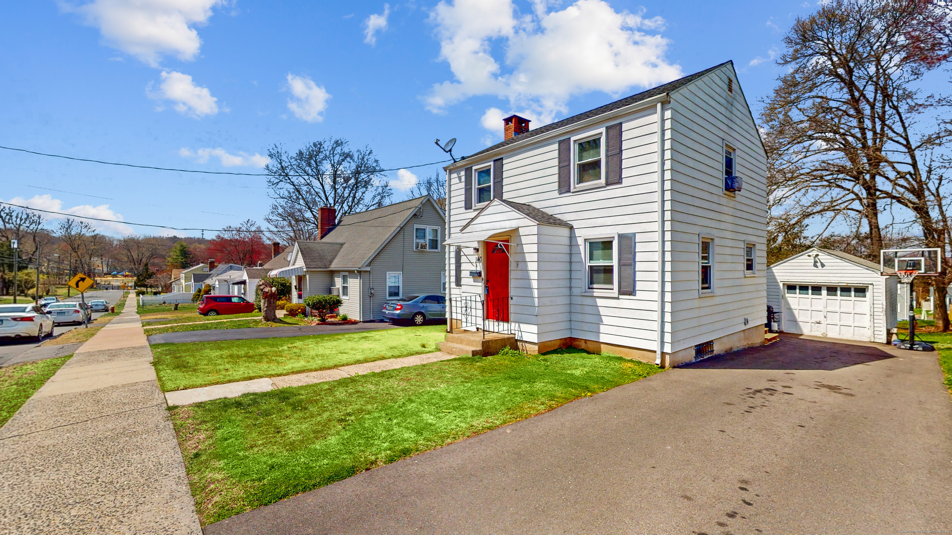 Property Photo: 140 Amherst Street CT 06106