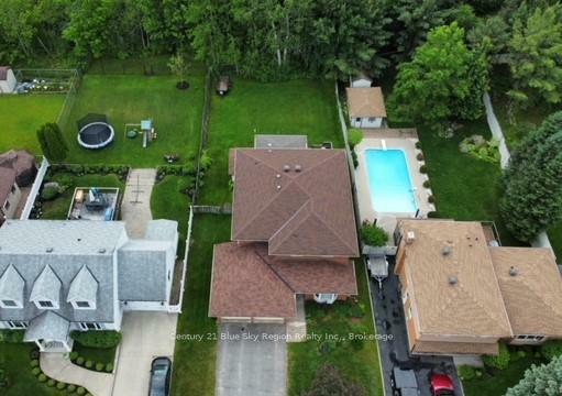 Property Photo: 91 Labreche Drive ON P1A 3R6