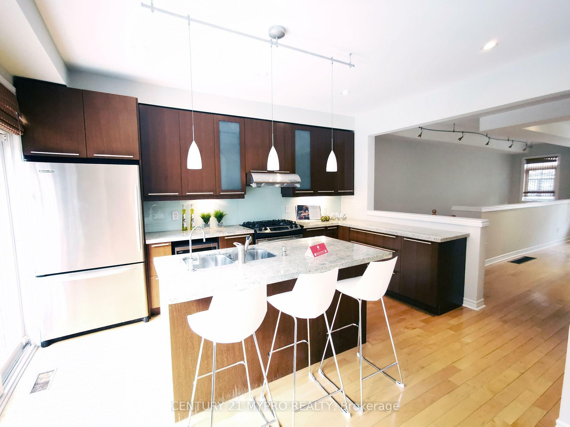 Property Photo: 28 Routliffe Lane ON M2N 0A5