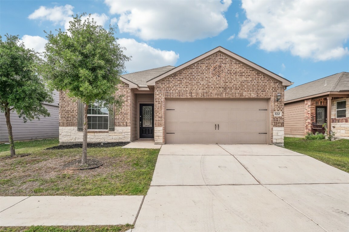 Property Photo: 320 Freedom Park Avenue TX 78642
