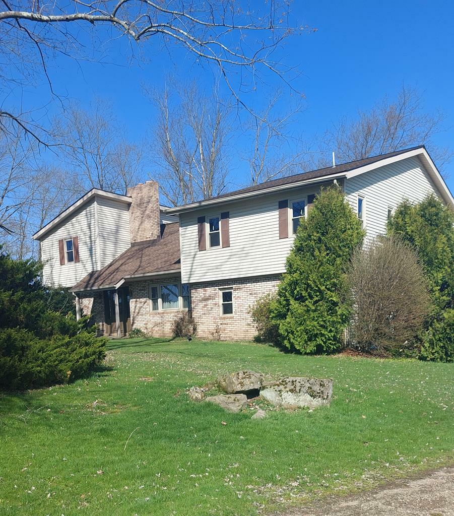 Property Photo:  549 Kinsman Rd  PA 16134 