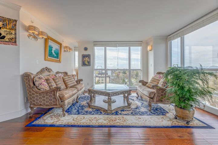 Property Photo: 2121 W 38th Avenue Ph1 BC V6M 1R8