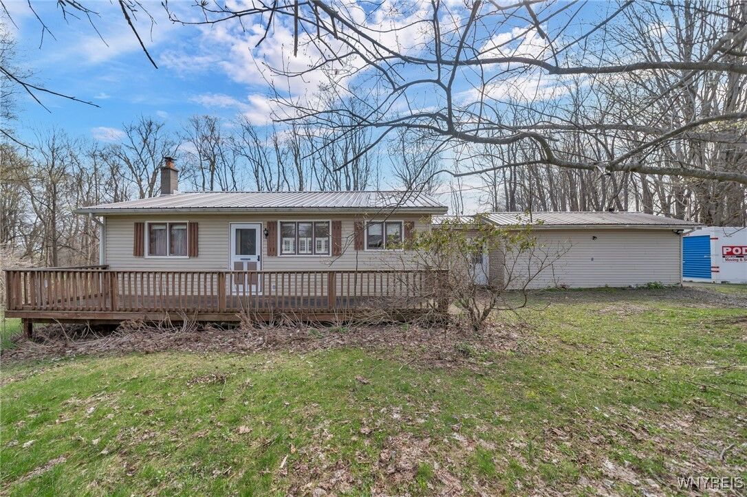 Property Photo: 11450 1st Street NY 14041