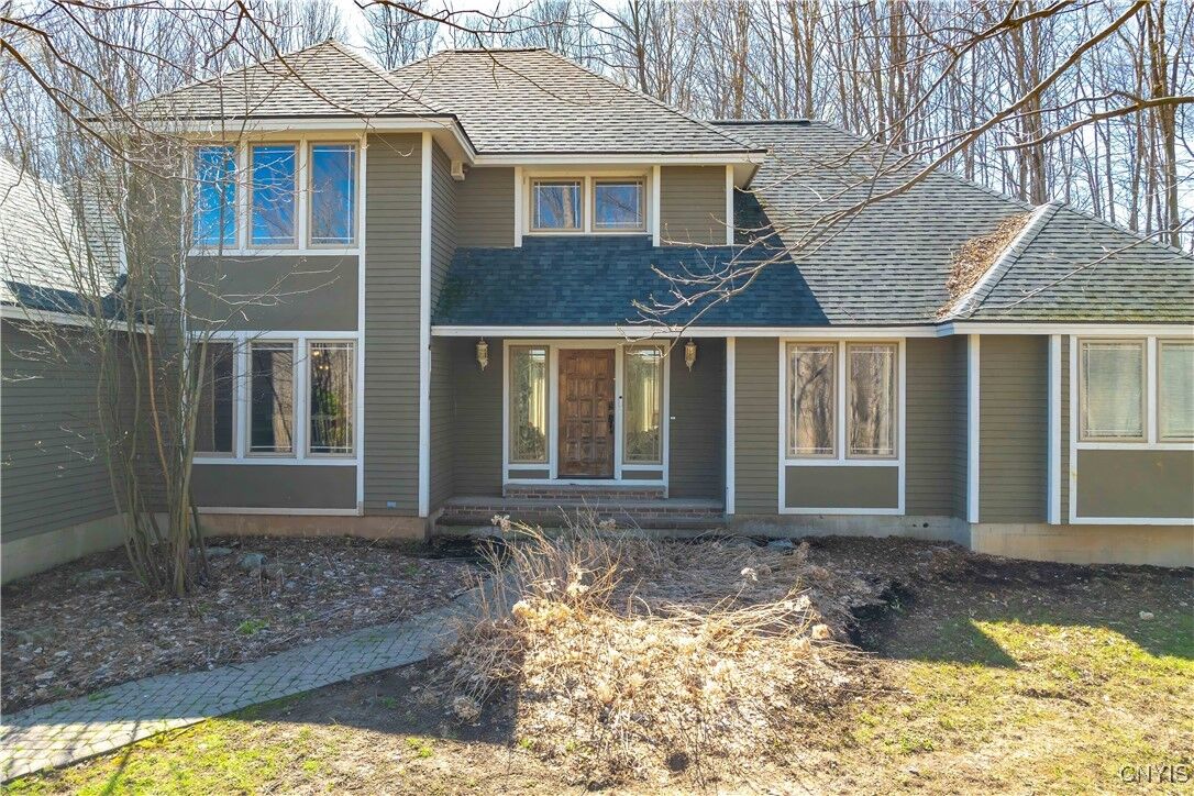 Property Photo: 30 Creekside Drive NY 13069