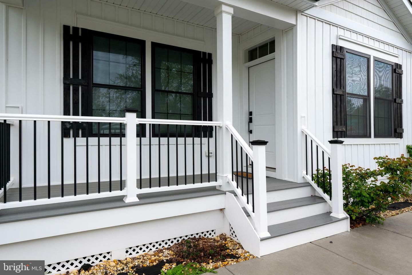 Property Photo: 25850 Kings Lane 16835 DE 19966