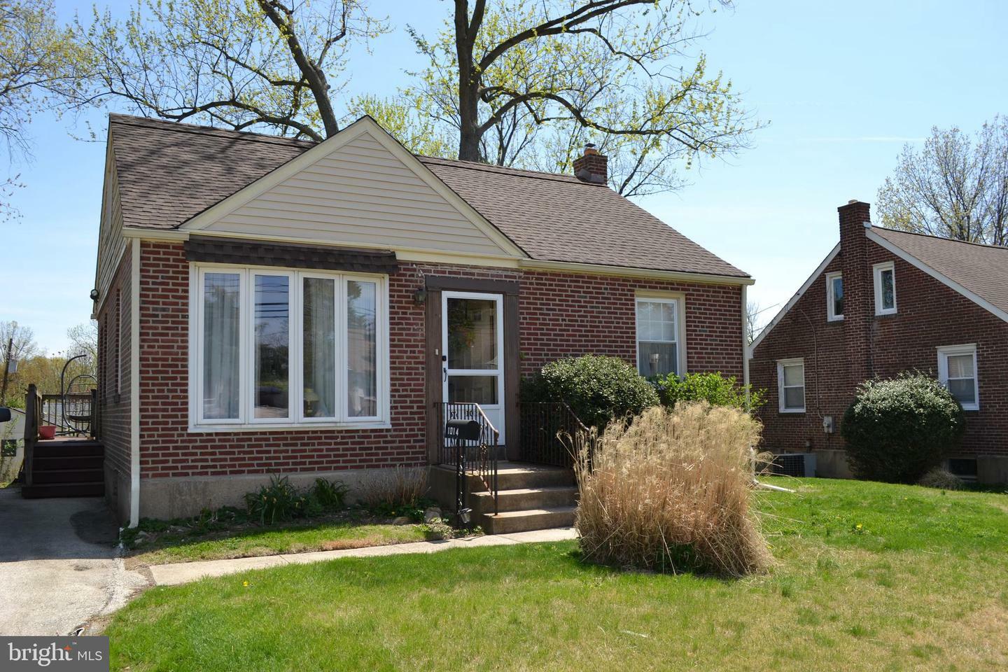1014 Morton Avenue  Folsom PA 19033 photo