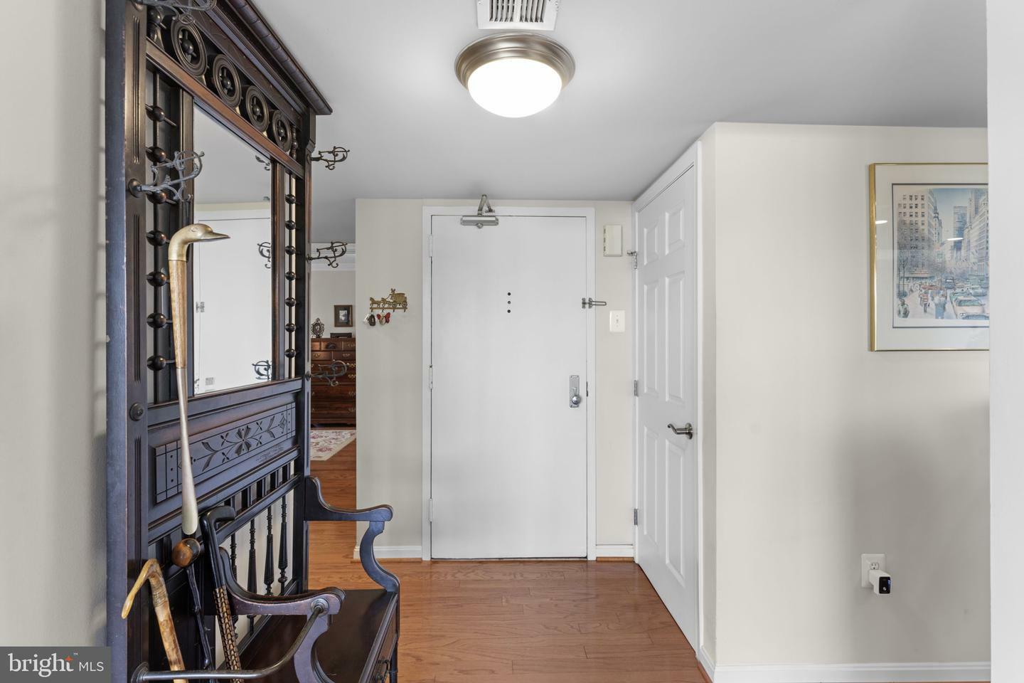 Property Photo: 1515 S Arlington Ridge Road 402 VA 22202