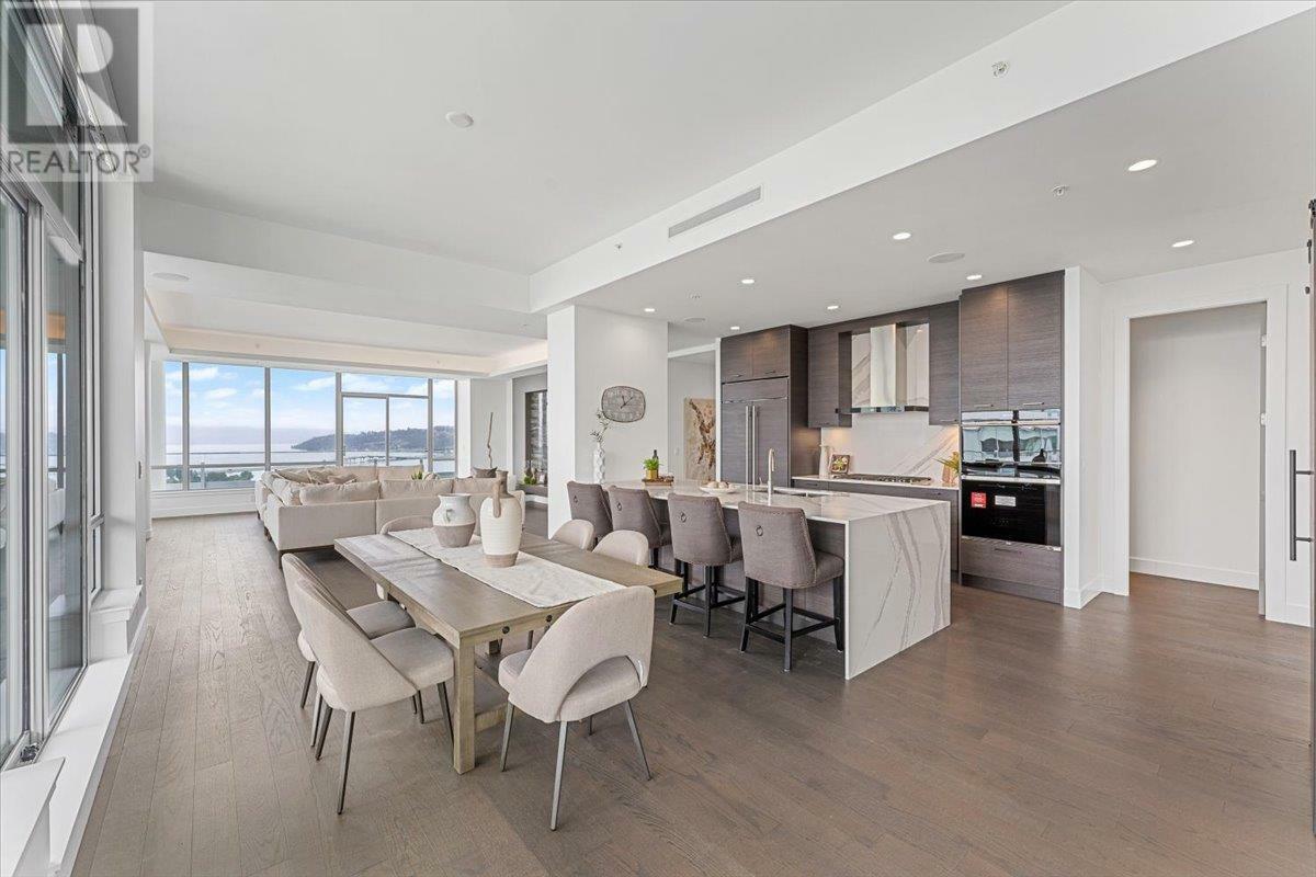 Property Photo: 1181 Sunset Drive 2801 BC V1Y 0J4