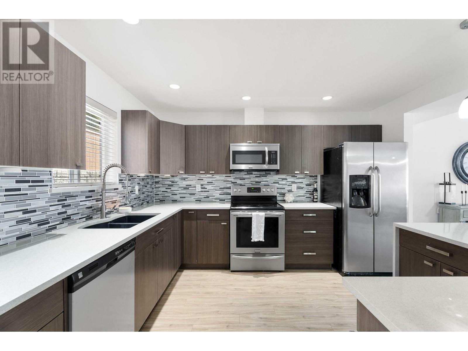 Property Photo: 1711 Copperhead Drive 7 BC V1S 0C2