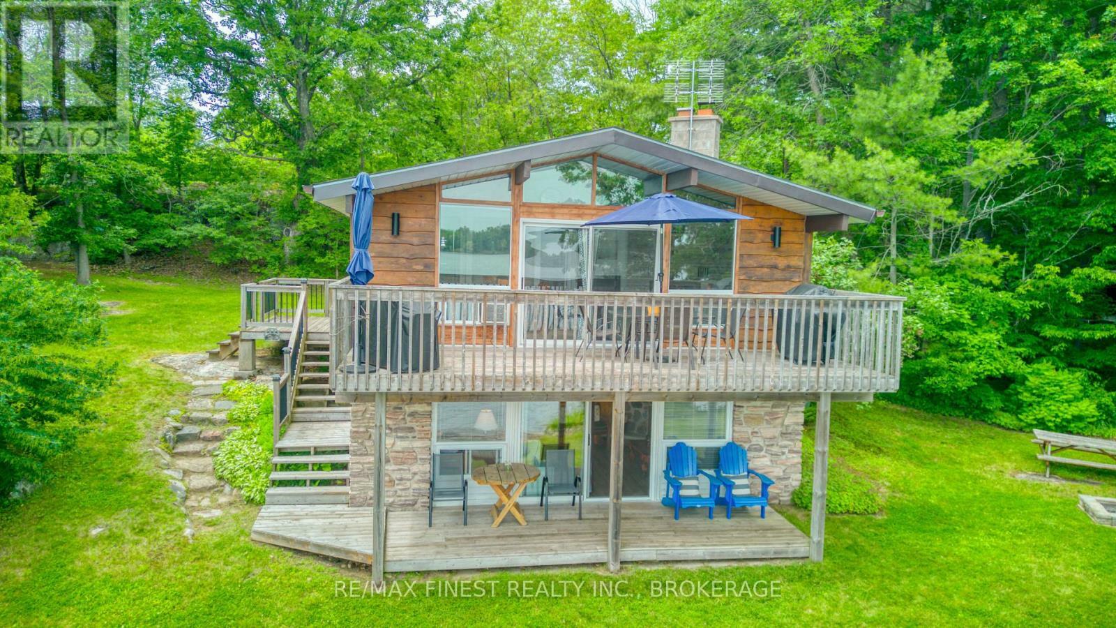 Property Photo: 1026B West Shore Lane ON K0H 2K0