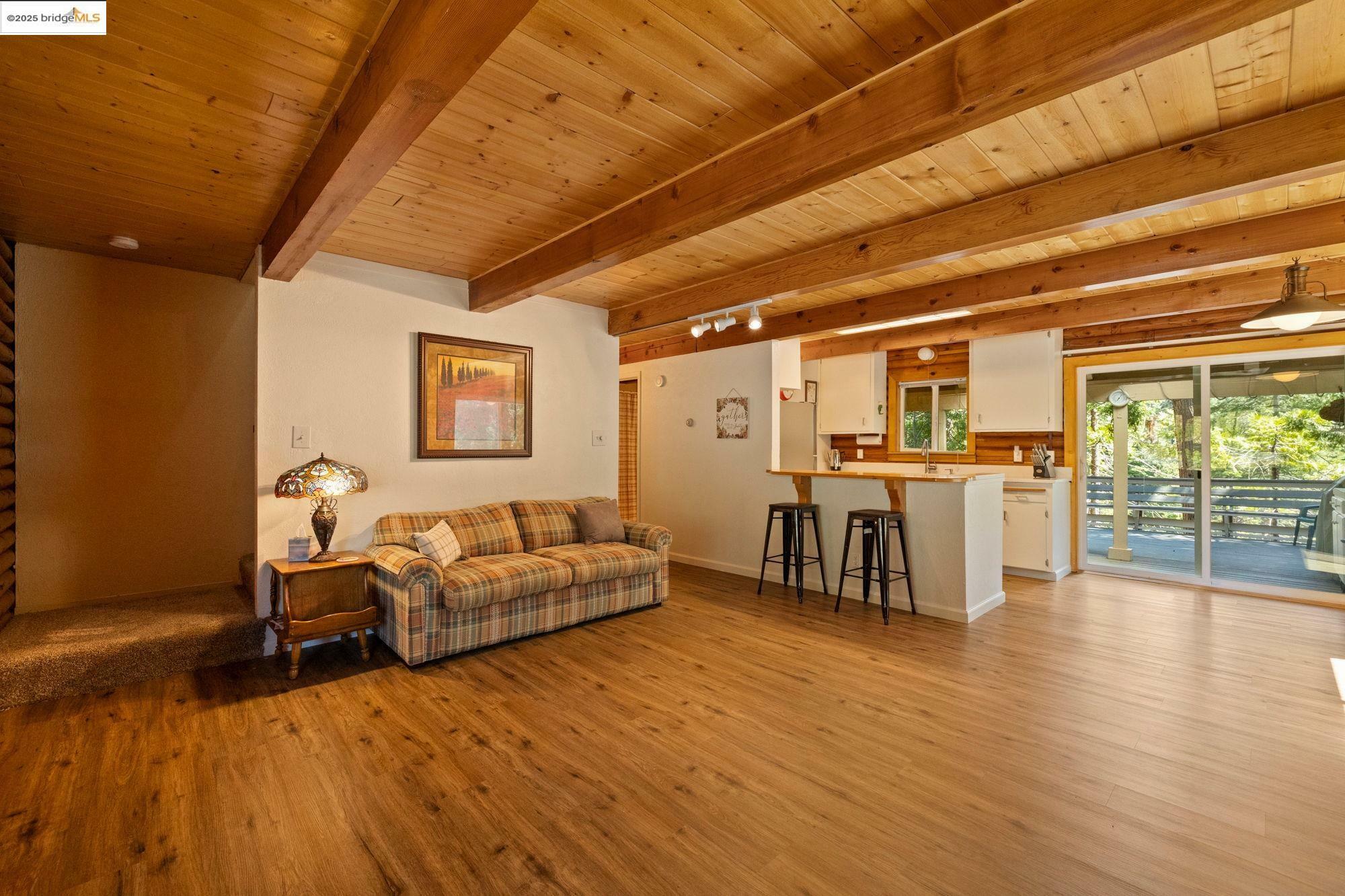 Property Photo: 25249 Rebekah Rd CA 95335