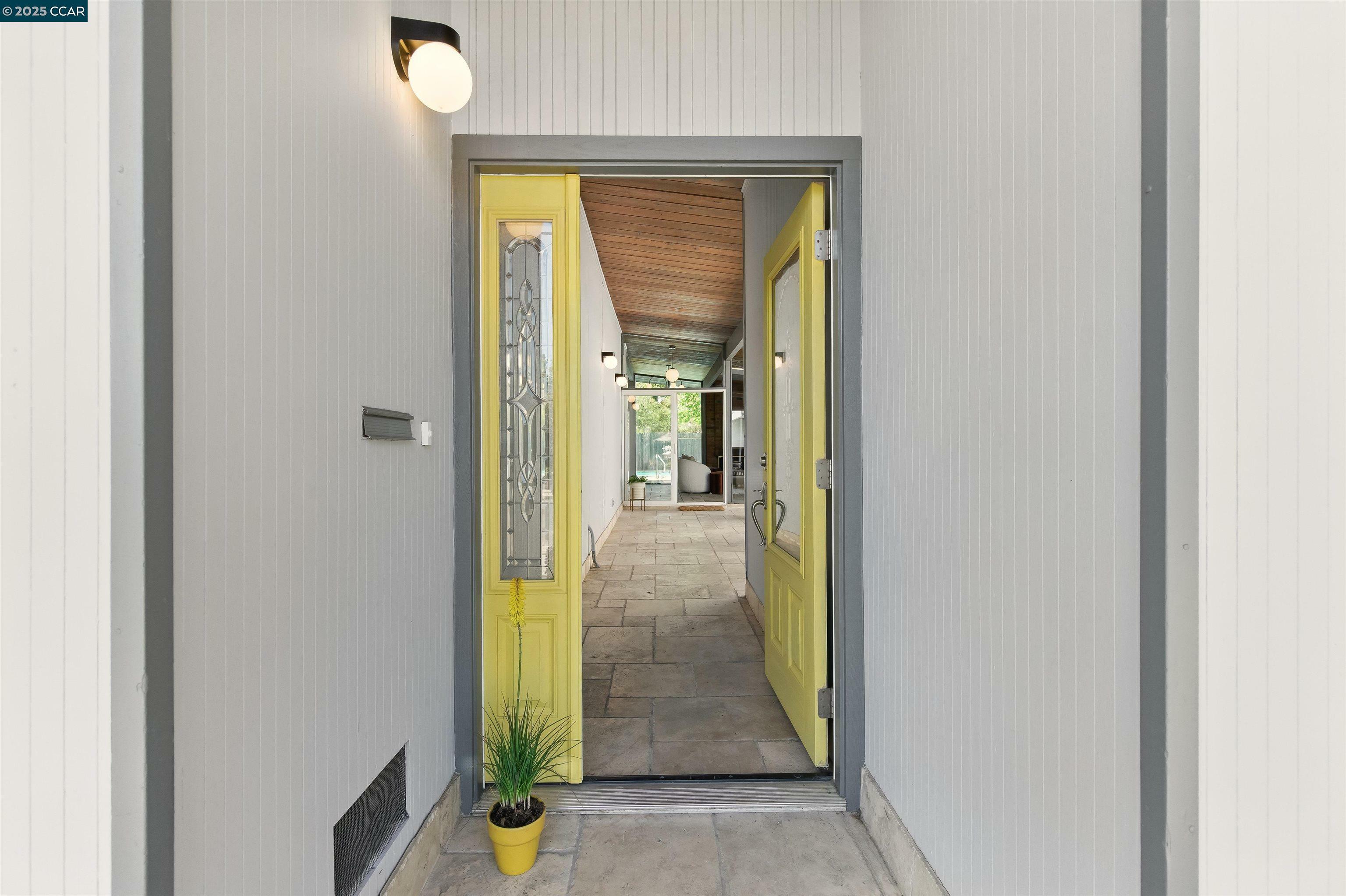 Property Photo: 4118 Wilson Ln CA 94521