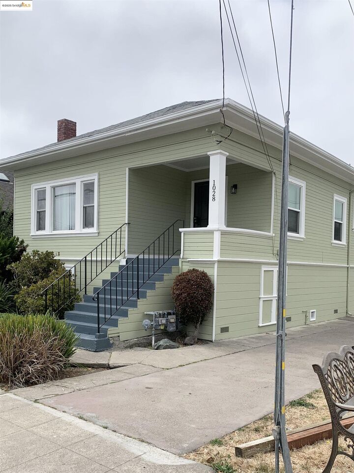 Property Photo:  1028 61st St  CA 94608 