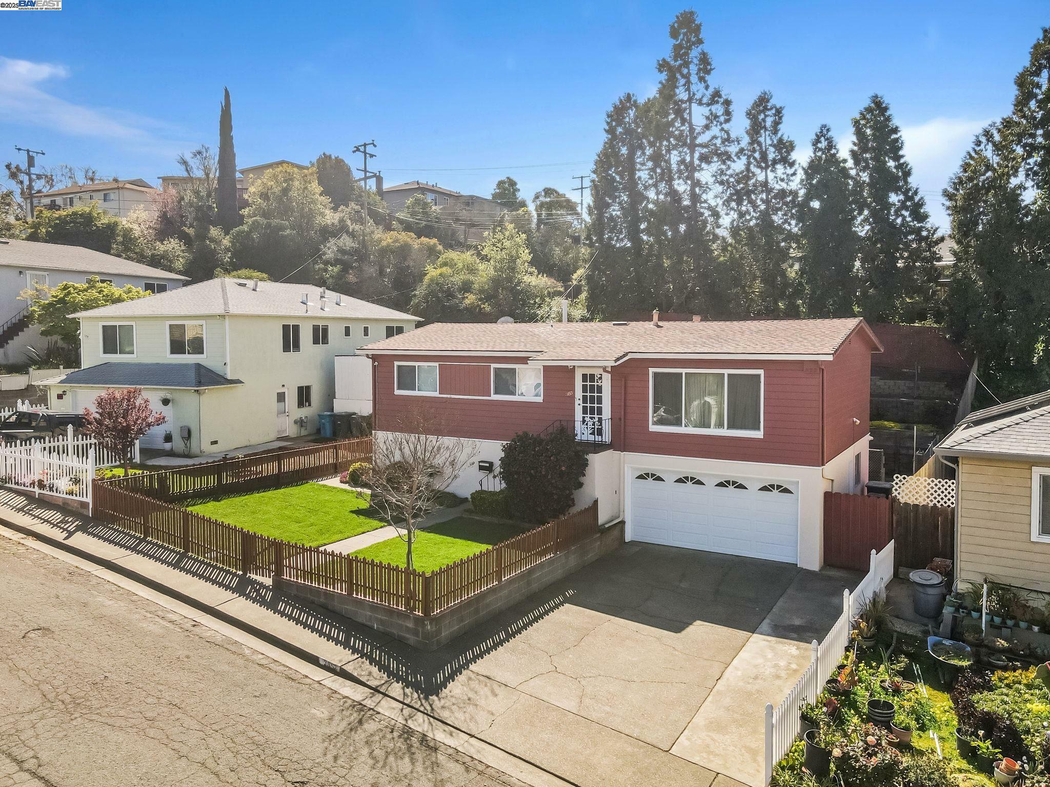 Property Photo: 385 San Marino Ave CA 94589
