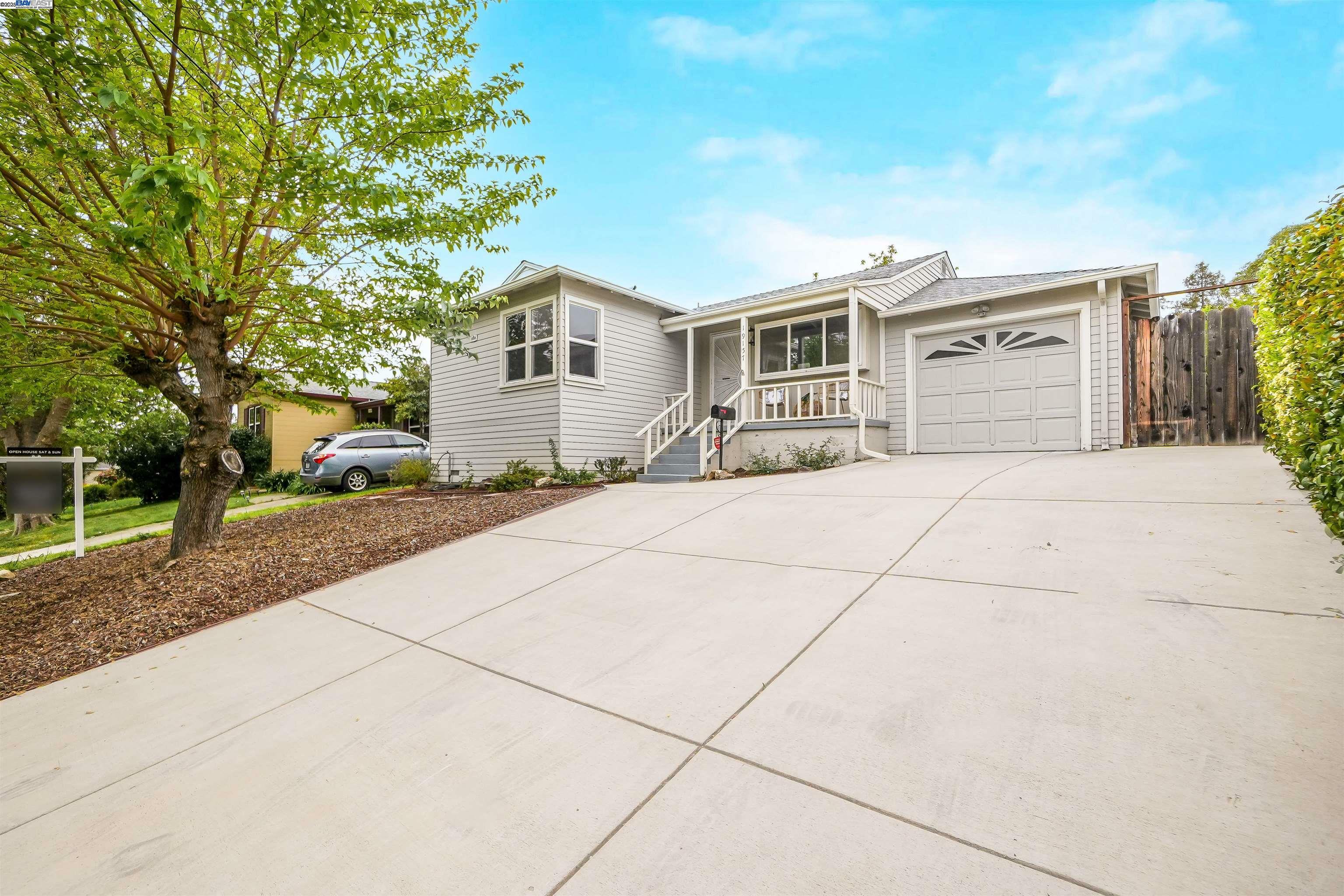 Property Photo: 19157 San Miguel Ave CA 94546