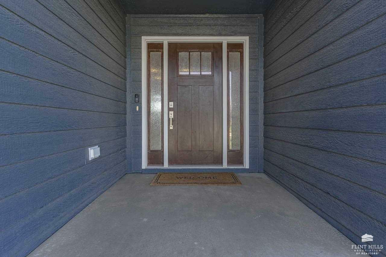 Property Photo: 8692 Kinzie Jo'S Way KS 66502
