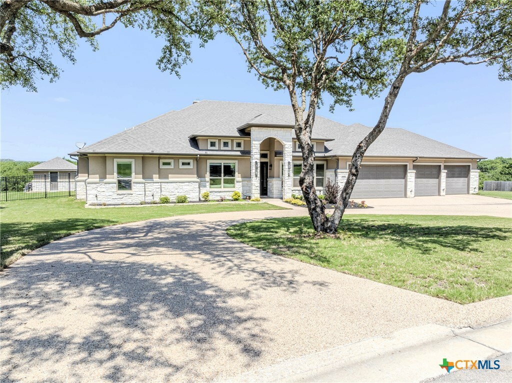 4013 Turning Leaf Drive  Nolanville TX 76559 photo