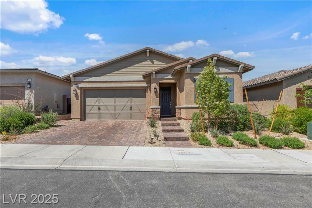 Property Photo: 713 Webber Park Street NV 89011