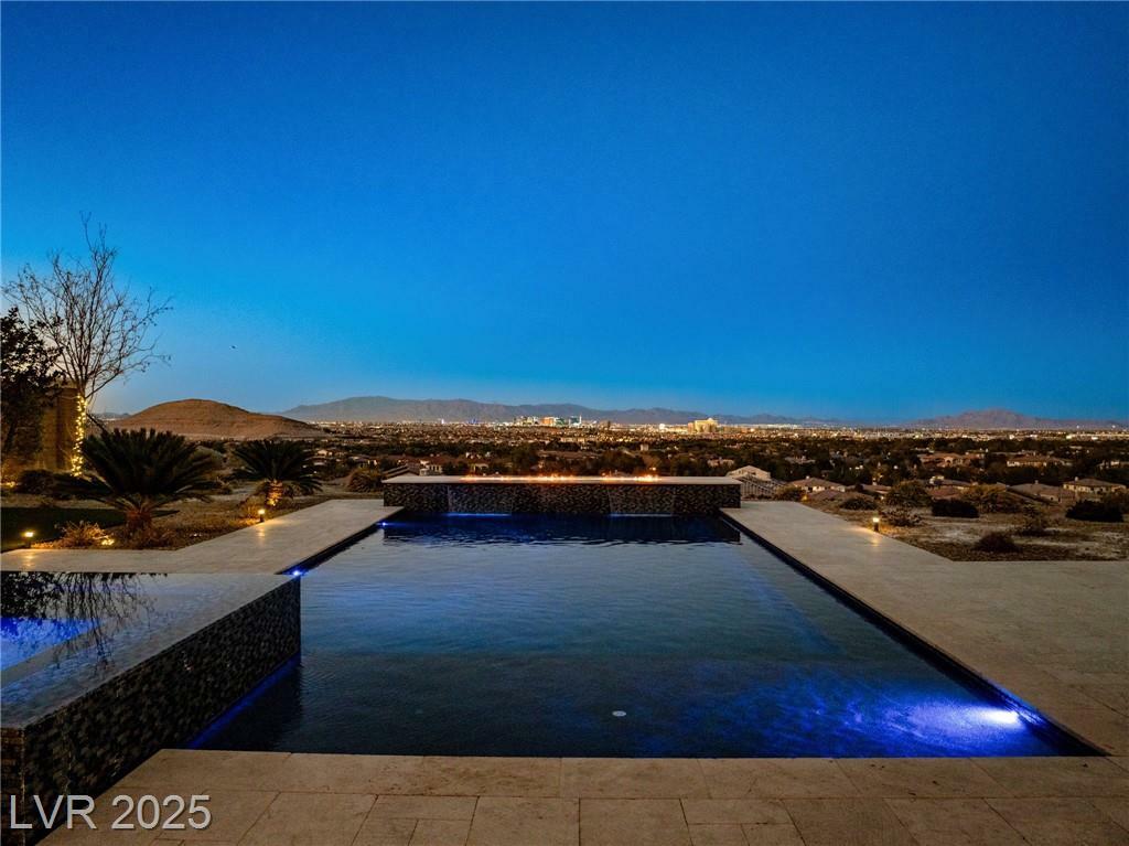 Property Photo:  26 Olympia Outlook Drive  NV 89141 
