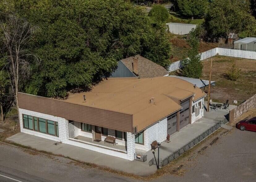 Property Photo:  10 N Main St  UT 84740 