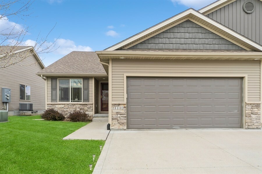 1110 NE 15th Lane  Ankeny IA 50021 photo