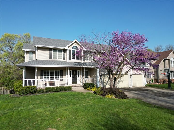 4712 95th Street  Urbandale IA 50322 photo