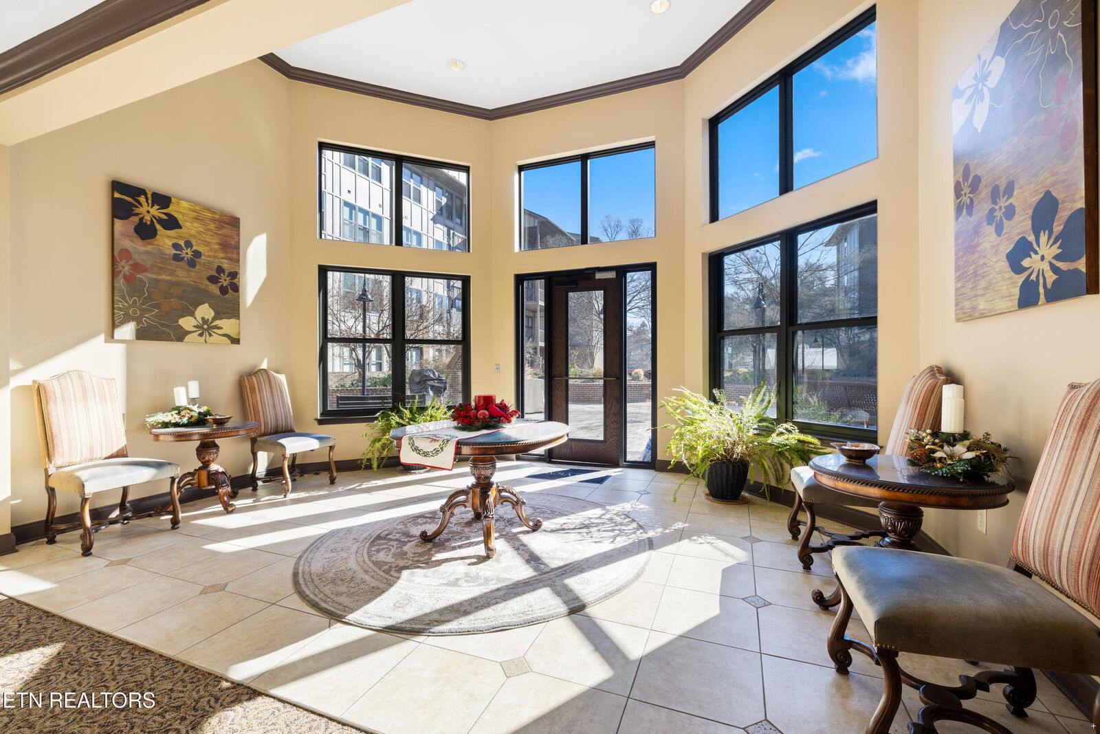 Property Photo:  445 W Blount Ave 325  TN 37920 