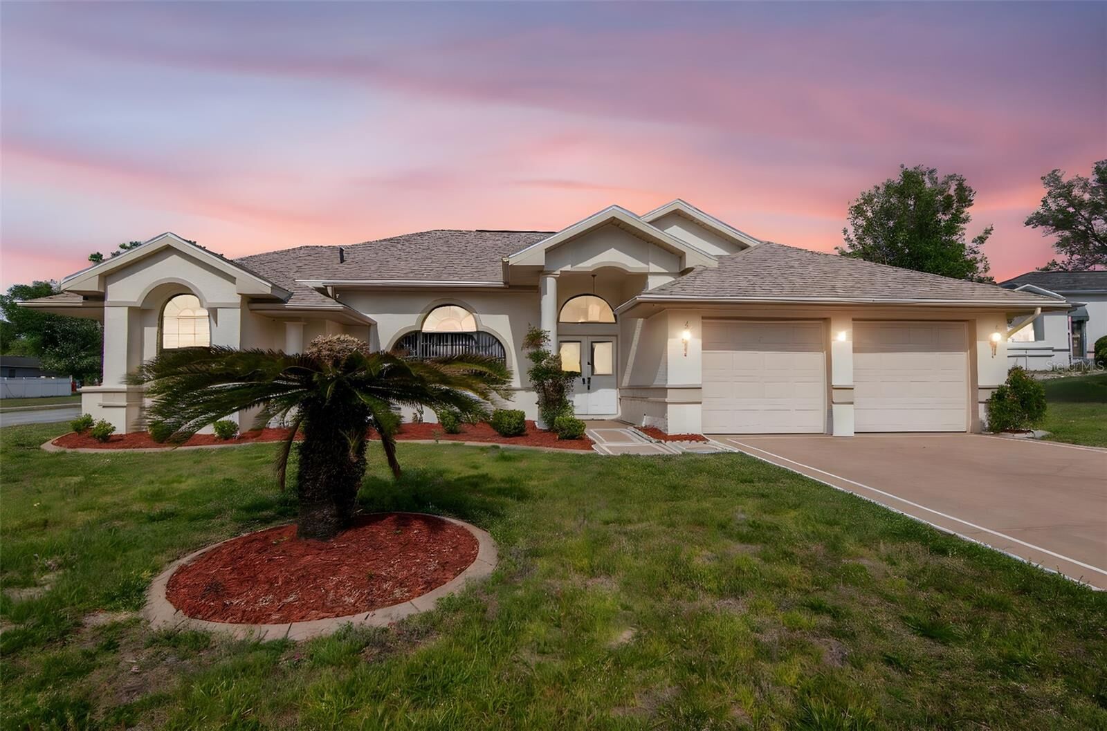 Property Photo: 258 N Mesquite Point FL 34461