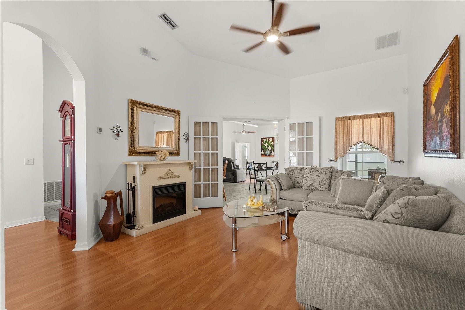 Property Photo: 2289 Jessica Ln FL 34744