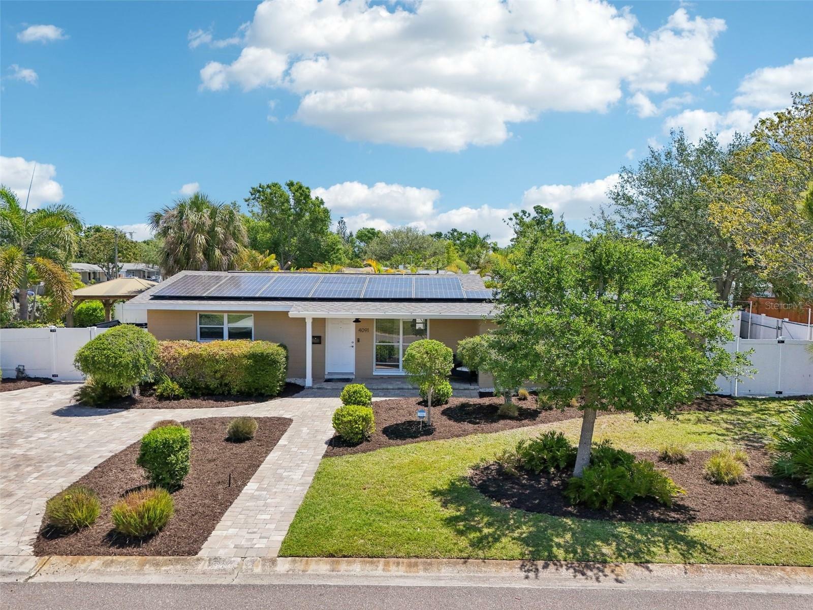 Property Photo:  4091 Cherry Street NE  FL 33703 