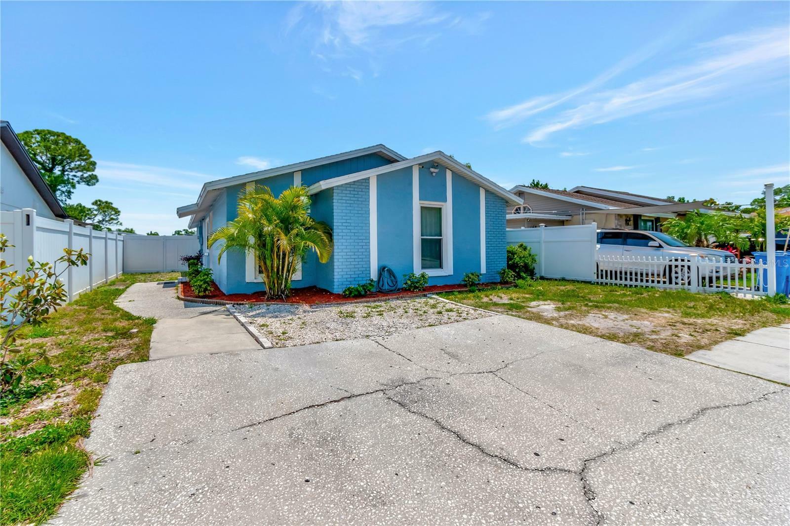 Property Photo: 9206 Wood Lake Boulevard FL 33615