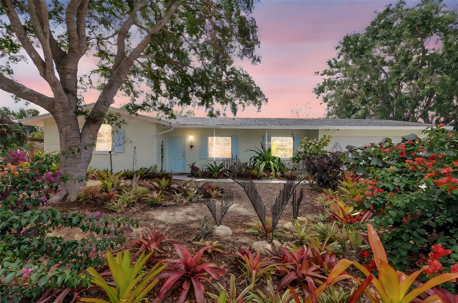 Property Photo: 3036 Rose Street FL 34239