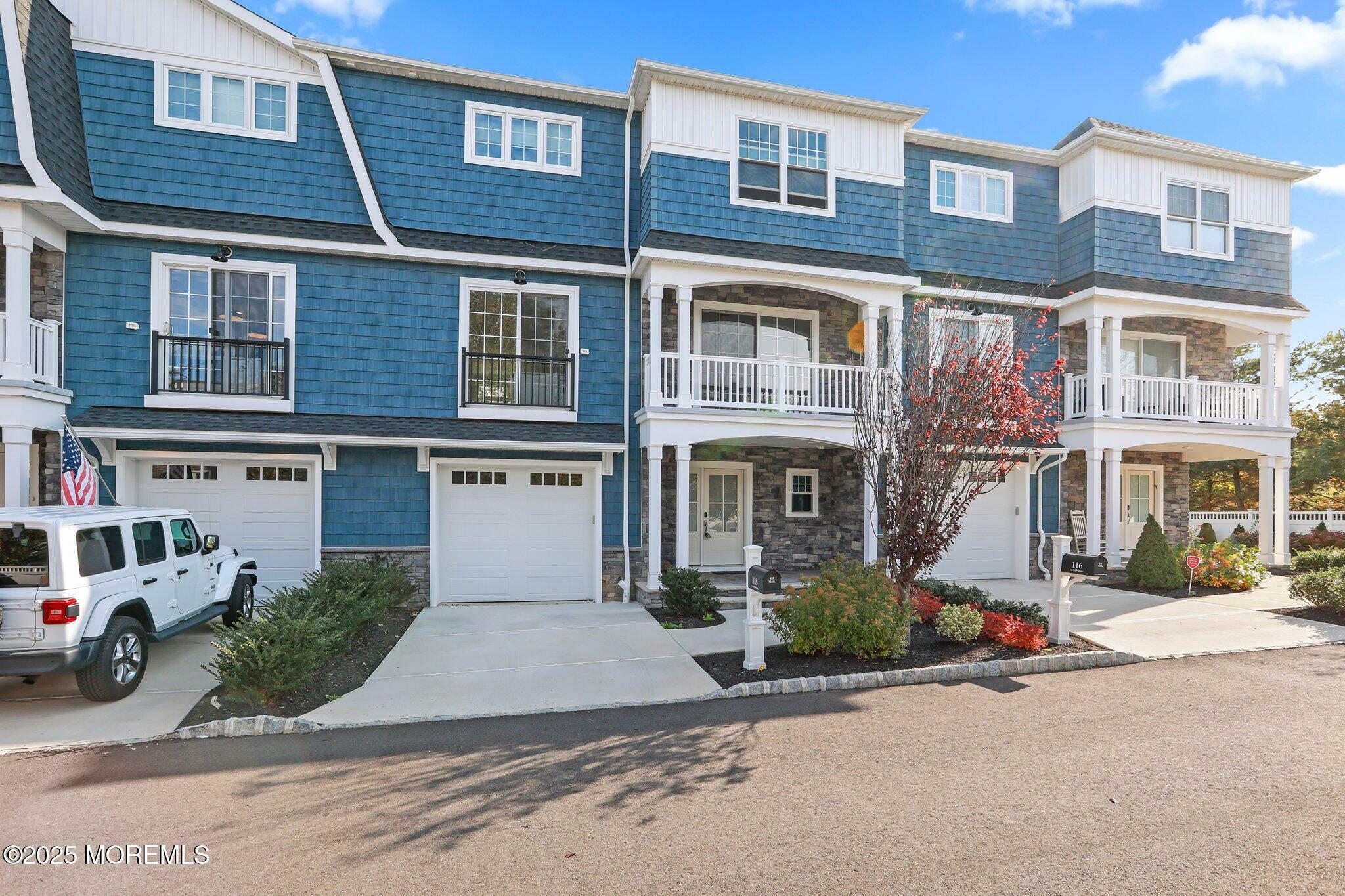 Property Photo:  118 Franklin Avenue  NJ 07740 