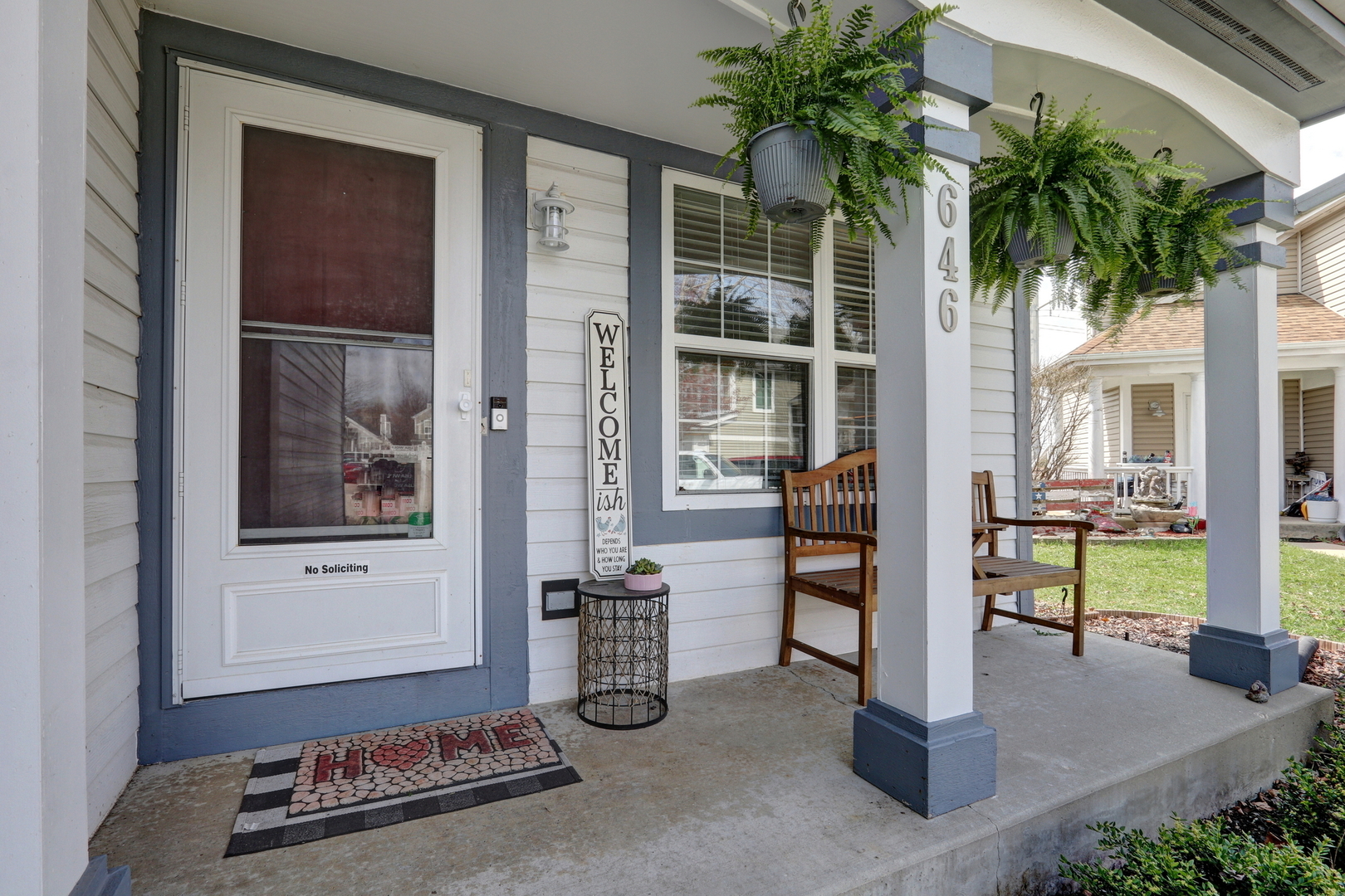 Property Photo: 646 E Weston Court IL 60073