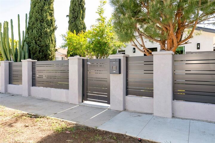 Property Photo:  7113 Varna Avenue  CA 91605 